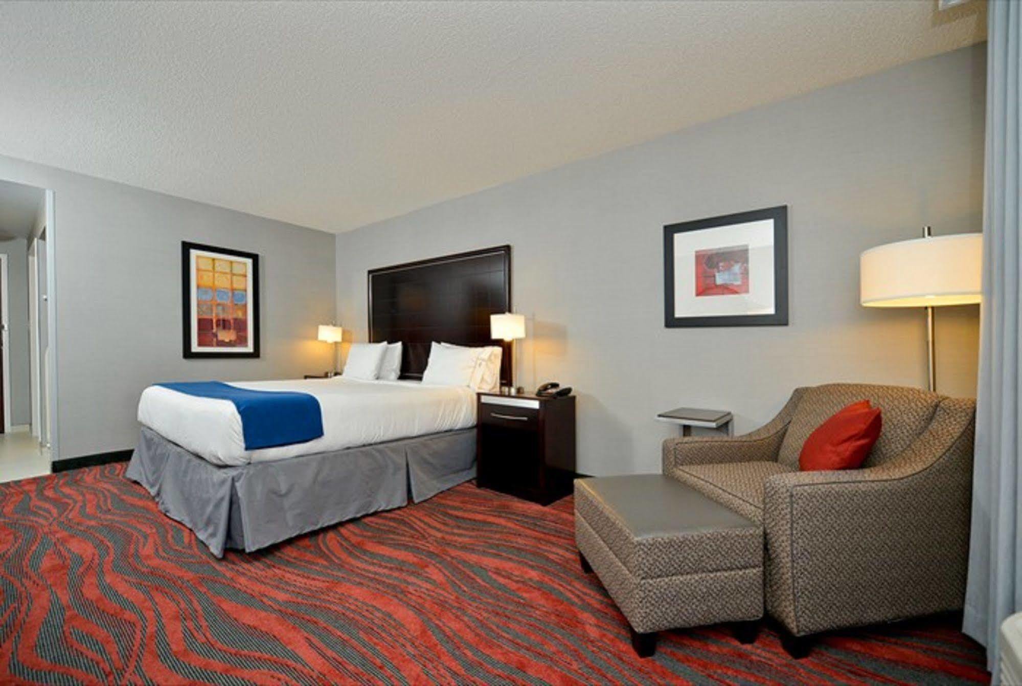 Holiday Inn Express Canandaigua - Finger Lakes Экстерьер фото